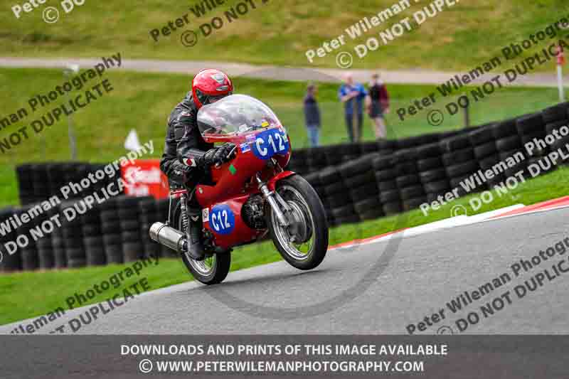 Vintage motorcycle club;eventdigitalimages;mallory park;mallory park trackday photographs;no limits trackdays;peter wileman photography;trackday digital images;trackday photos;vmcc festival 1000 bikes photographs